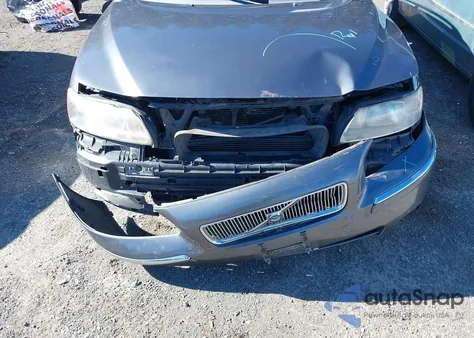 2007 Volvo V70 2.5T z USA, uszkodzony, nr VIN YV1SW592672655605